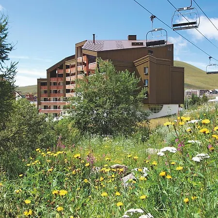 Pierre & Les Bergers Aparthotel